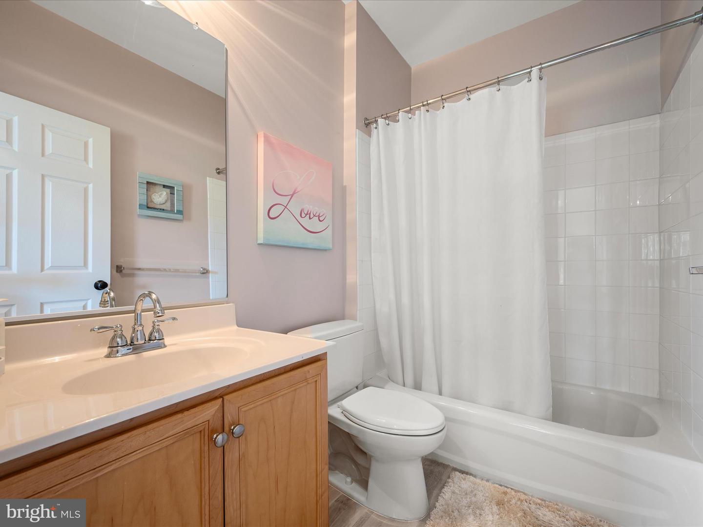 18132 SHENSTONE RUN CT, LEESBURG, Virginia 20175, 4 Bedrooms Bedrooms, ,5 BathroomsBathrooms,Residential,For sale,18132 SHENSTONE RUN CT,VALO2100322 MLS # VALO2100322