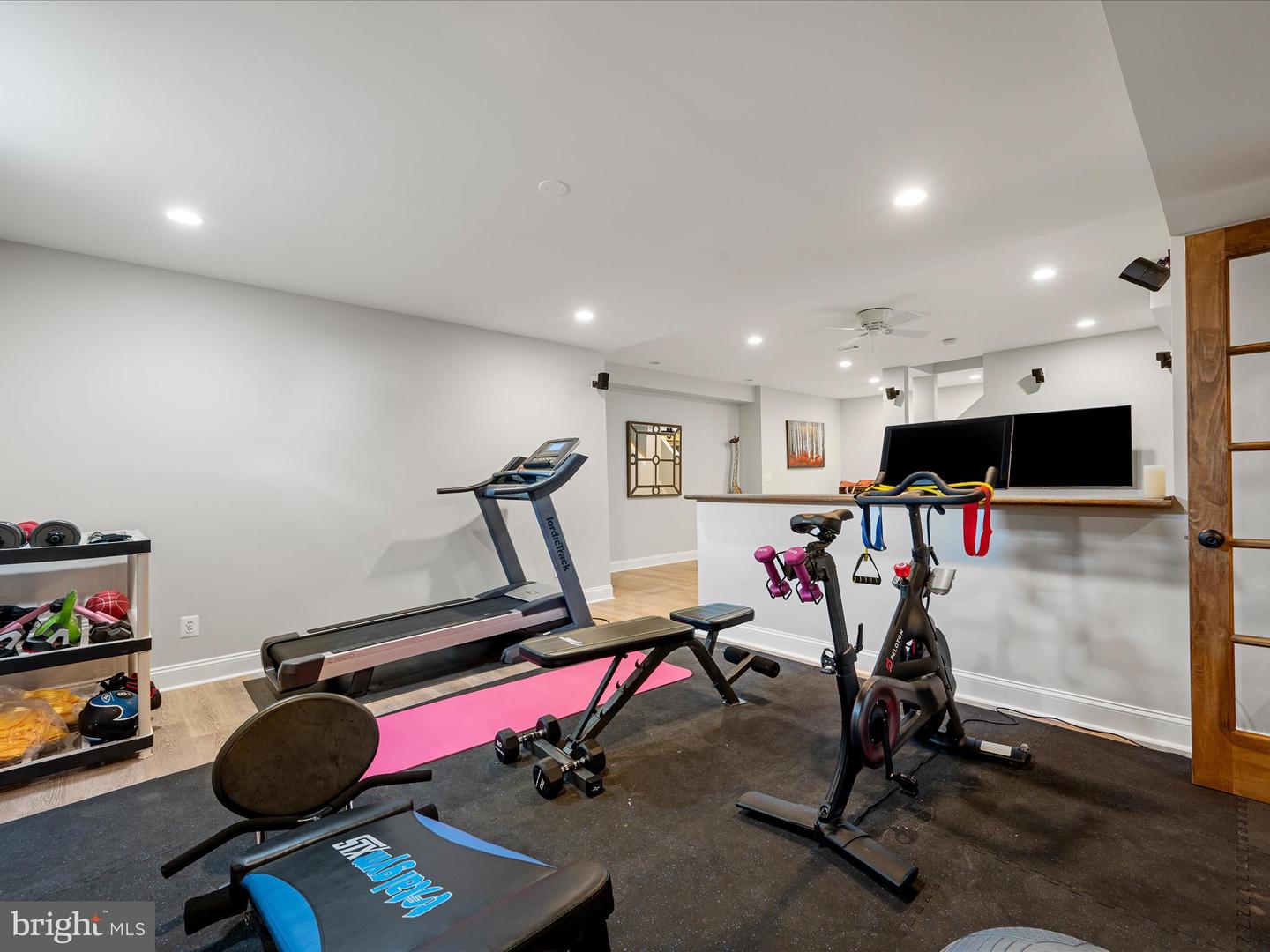 18132 SHENSTONE RUN CT, LEESBURG, Virginia 20175, 4 Bedrooms Bedrooms, ,5 BathroomsBathrooms,Residential,For sale,18132 SHENSTONE RUN CT,VALO2100322 MLS # VALO2100322