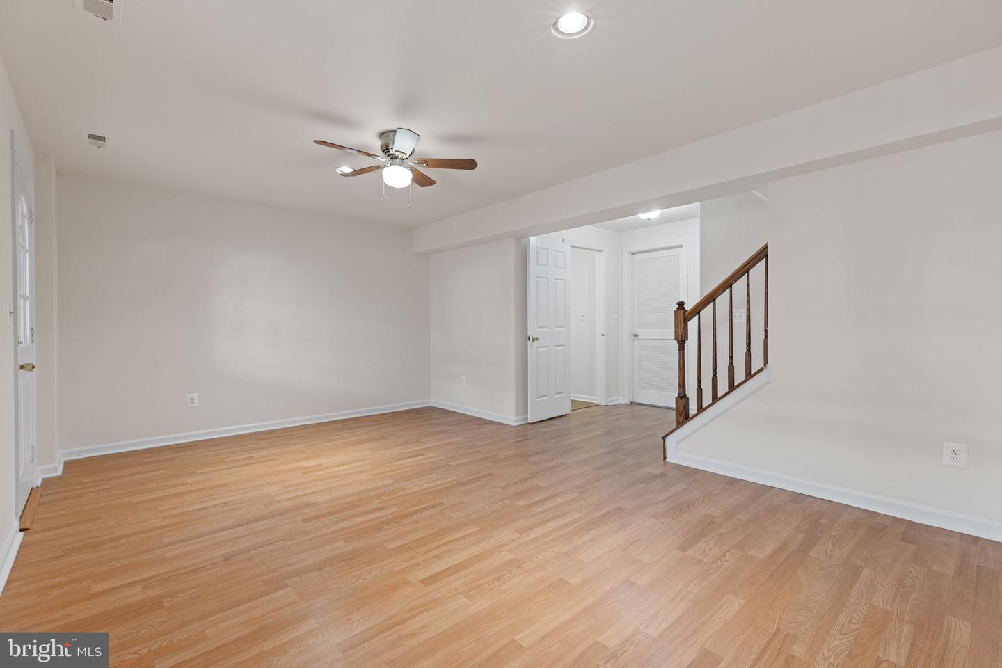 5705 CROATAN CT, CENTREVILLE, Virginia 20120, 3 Bedrooms Bedrooms, ,2 BathroomsBathrooms,Residential,For sale,5705 CROATAN CT,VAFX2255174 MLS # VAFX2255174