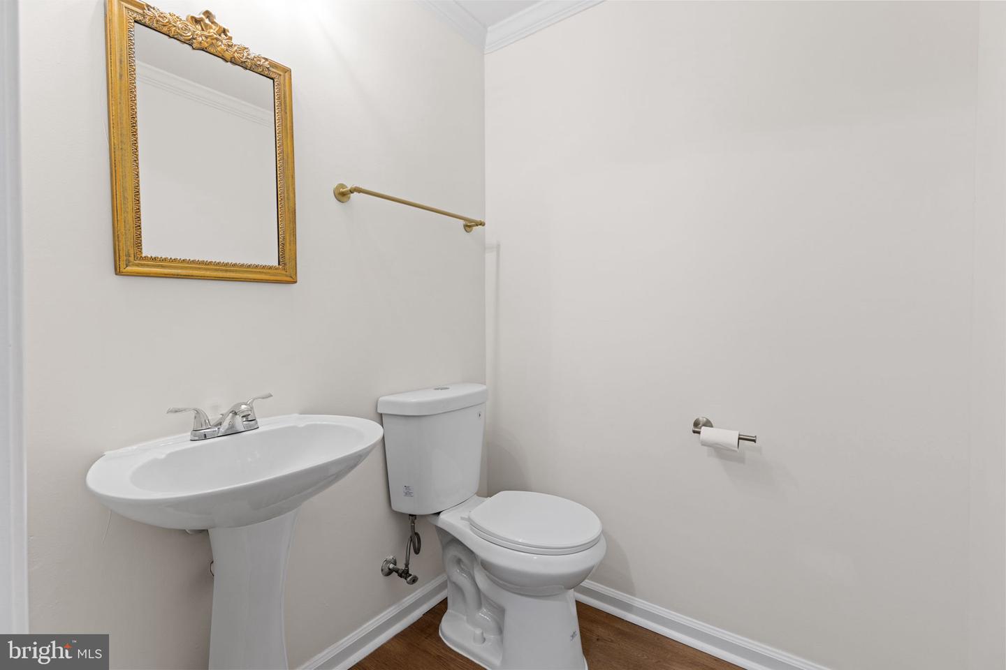 5705 CROATAN CT, CENTREVILLE, Virginia 20120, 3 Bedrooms Bedrooms, ,2 BathroomsBathrooms,Residential,For sale,5705 CROATAN CT,VAFX2255174 MLS # VAFX2255174