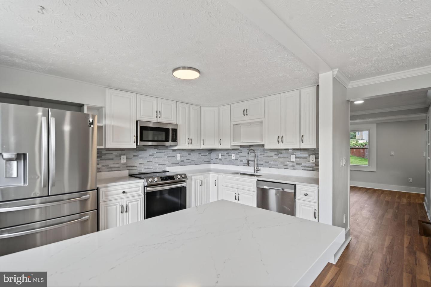 8336 CLAREMONT WOODS DR, ALEXANDRIA, Virginia 22309, 4 Bedrooms Bedrooms, ,2 BathroomsBathrooms,Residential,For sale,8336 CLAREMONT WOODS DR,VAFX2260618 MLS # VAFX2260618