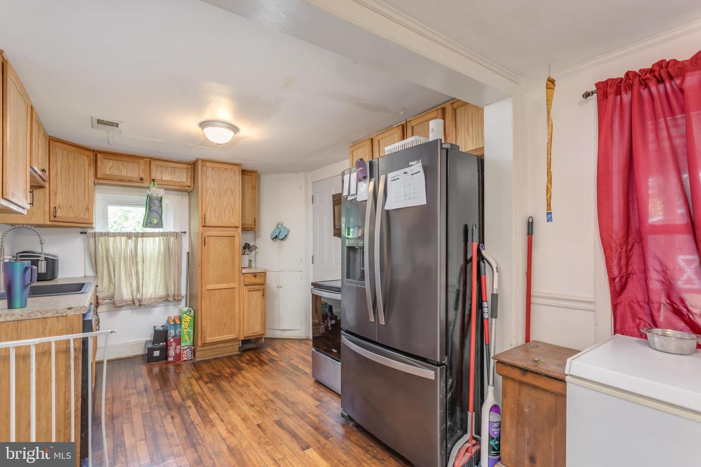 131 S MASSANUTTEN ST, STRASBURG, Virginia 22657, 3 Bedrooms Bedrooms, ,2 BathroomsBathrooms,Residential,For sale,131 S MASSANUTTEN ST,VASH2012210 MLS # VASH2012210