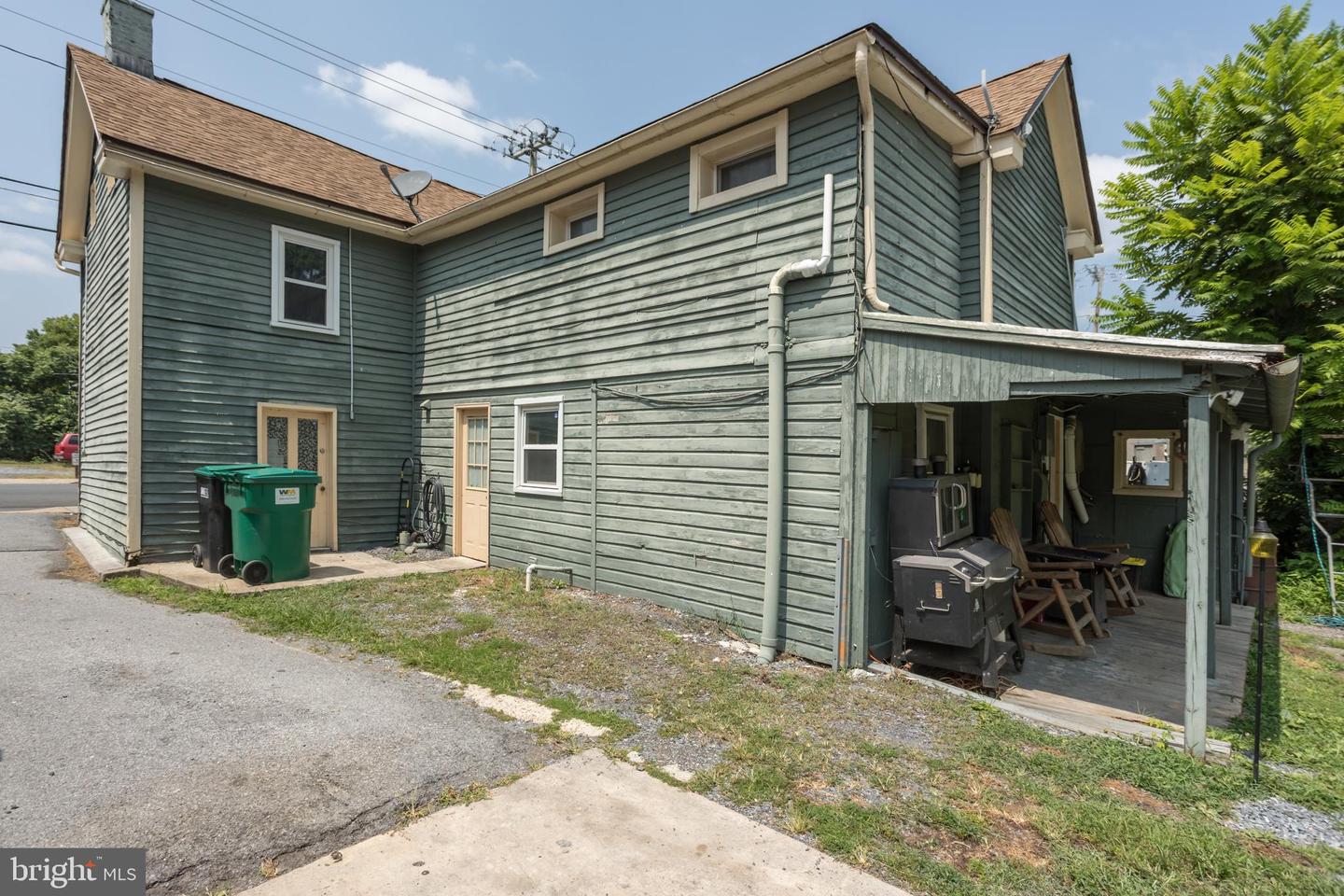 131 S MASSANUTTEN ST, STRASBURG, Virginia 22657, 3 Bedrooms Bedrooms, ,2 BathroomsBathrooms,Residential,For sale,131 S MASSANUTTEN ST,VASH2012210 MLS # VASH2012210 131 S MASSANUTTEN ST, STRASBURG, Virginia 22657, 3 Bedrooms Bedrooms, ,2 BathroomsBathrooms,Residential,For sale,131 S MASSANUTTEN ST,VASH2012210 MLS # VASH2012210
