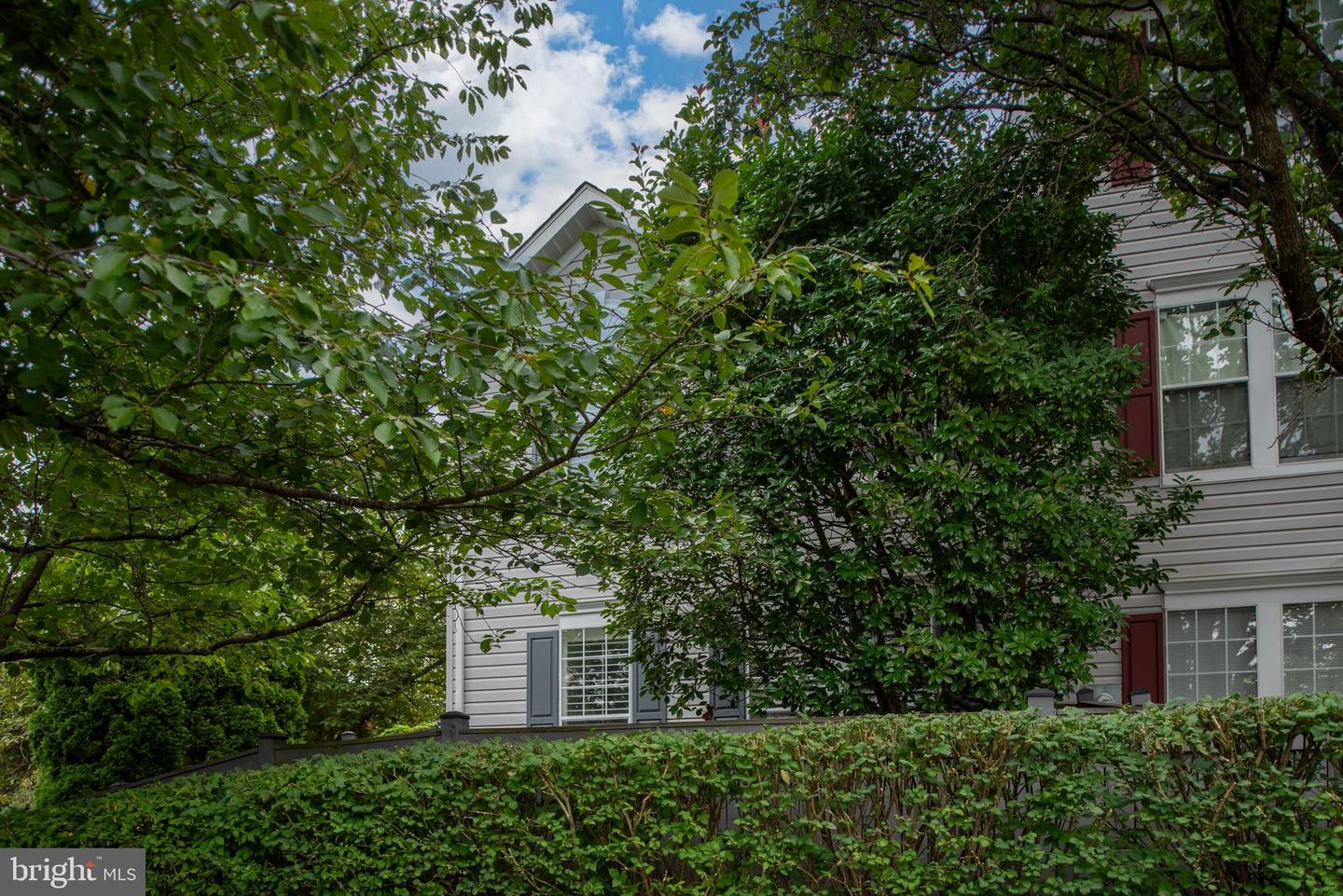 9332 WAX MYRTLE WAY, MANASSAS, Virginia 20110, 3 Bedrooms Bedrooms, ,1 BathroomBathrooms,Residential,For sale,9332 WAX MYRTLE WAY,VAMN2009190 MLS # VAMN2009190