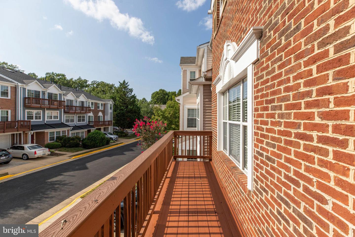 4311 CHARIOT CT #122, FAIRFAX, Virginia 22030, 3 Bedrooms Bedrooms, ,2 BathroomsBathrooms,Residential,For sale,4311 CHARIOT CT #122,VAFX2260762 MLS # VAFX2260762