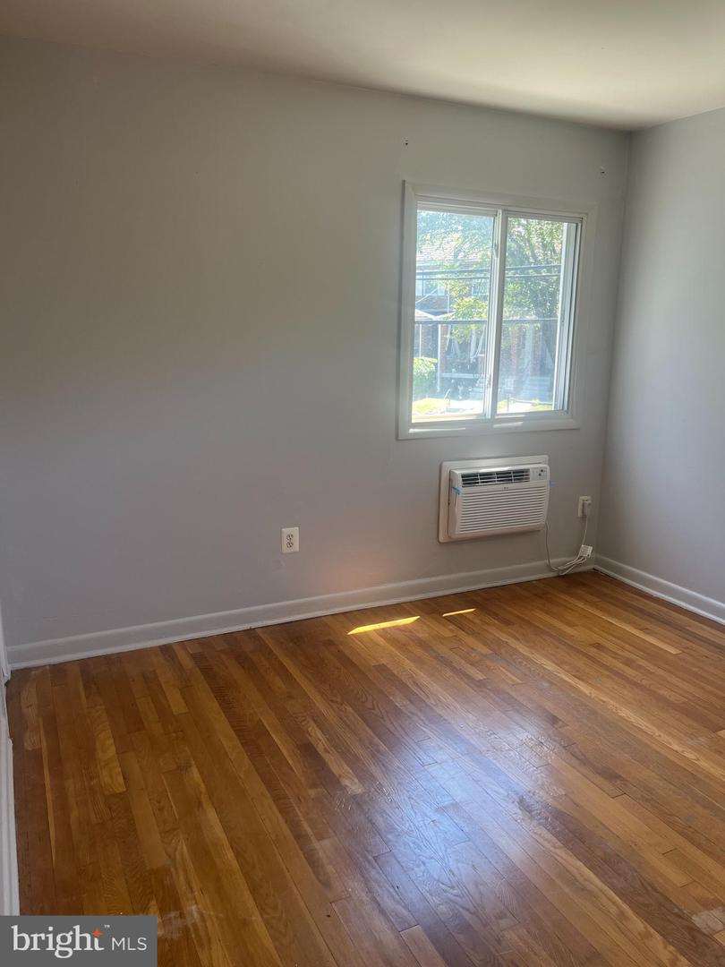 1390 BRYANT ST NE #201, WASHINGTON, District Of Columbia 20018, 1 Bedroom Bedrooms, ,1 BathroomBathrooms,Residential,For sale,1390 BRYANT ST NE #201,DCDC2214850 MLS # DCDC2214850