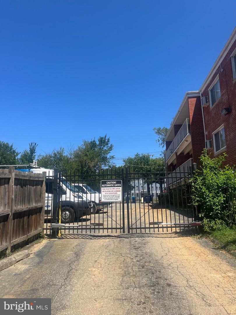 1390 BRYANT ST NE #201, WASHINGTON, District Of Columbia 20018, 1 Bedroom Bedrooms, ,1 BathroomBathrooms,Residential,For sale,1390 BRYANT ST NE #201,DCDC2214850 MLS # DCDC2214850
