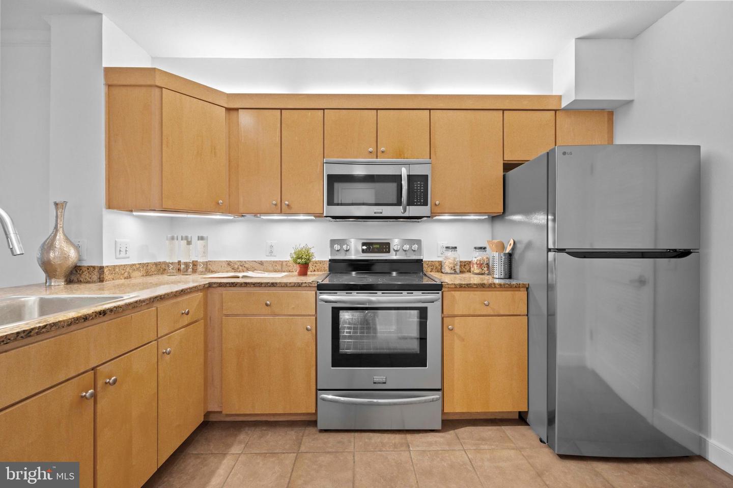 616 E ST NW #609, WASHINGTON, District Of Columbia 20004, 1 Bedroom Bedrooms, ,1 BathroomBathrooms,Residential,For sale,616 E ST NW #609,DCDC2214878 MLS # DCDC2214878