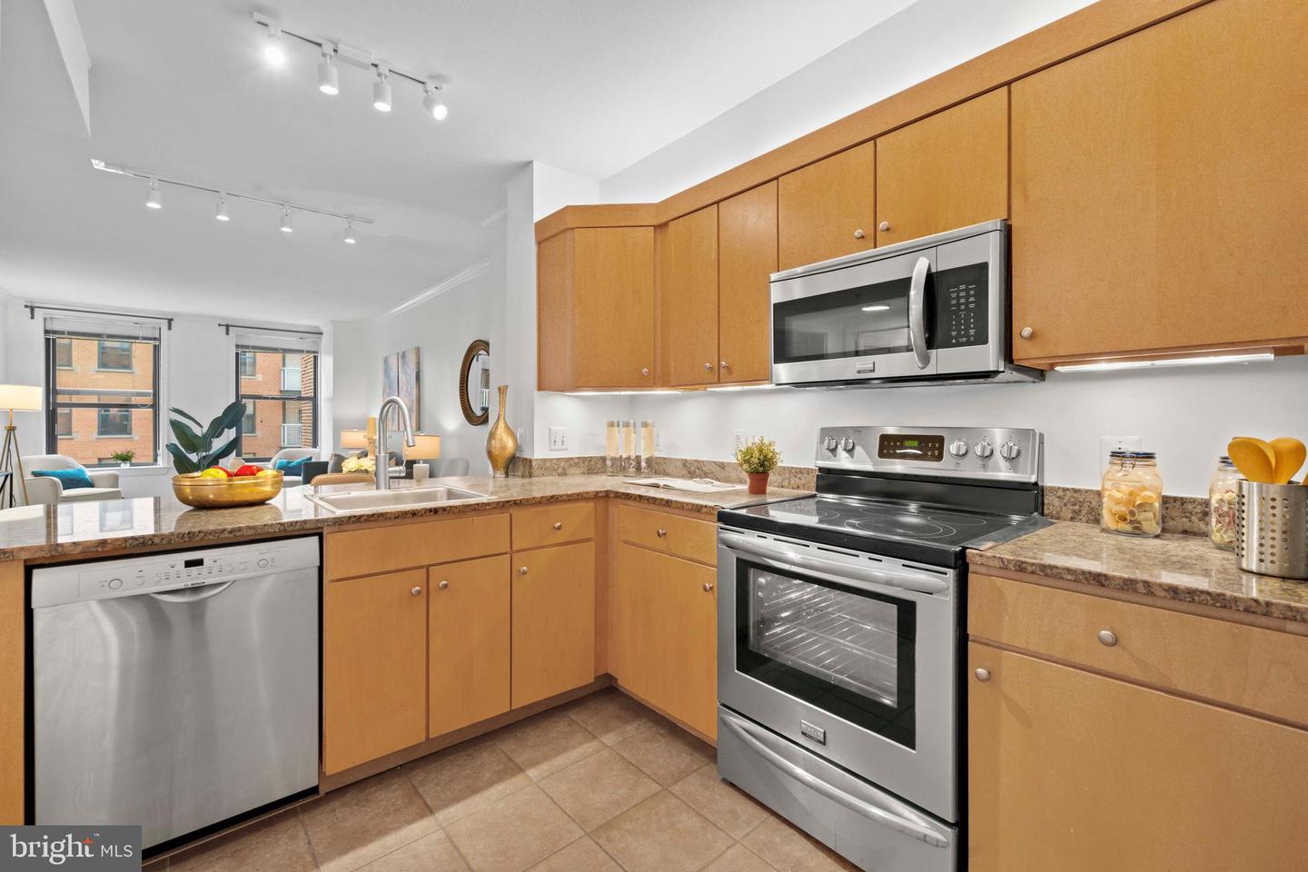 616 E ST NW #609, WASHINGTON, District Of Columbia 20004, 1 Bedroom Bedrooms, ,1 BathroomBathrooms,Residential,For sale,616 E ST NW #609,DCDC2214878 MLS # DCDC2214878