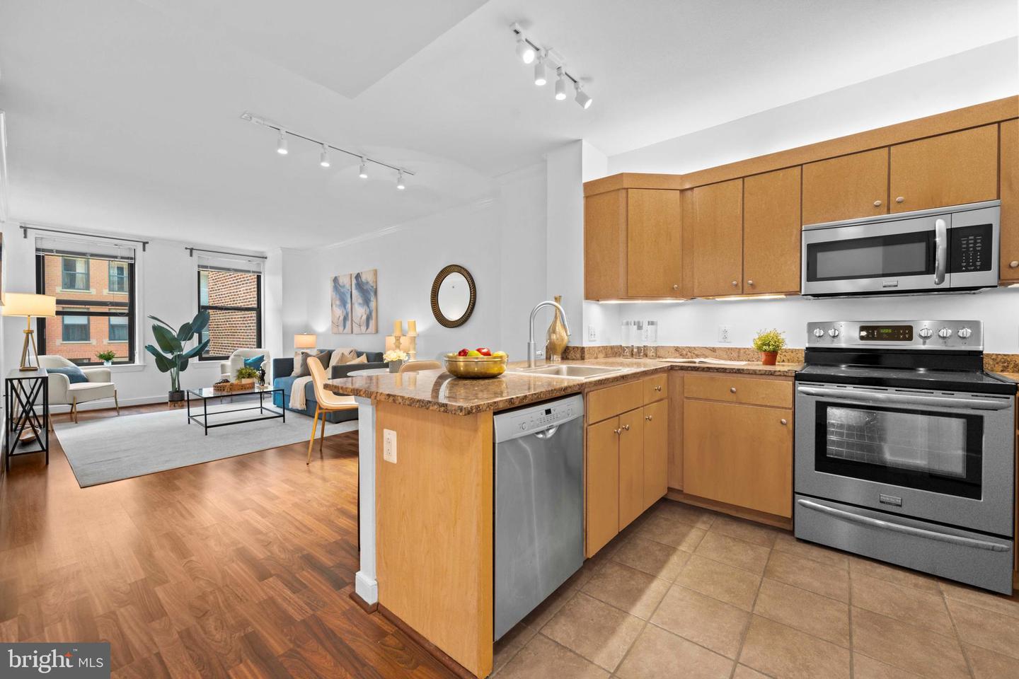 616 E ST NW #609, WASHINGTON, District Of Columbia 20004, 1 Bedroom Bedrooms, ,1 BathroomBathrooms,Residential,For sale,616 E ST NW #609,DCDC2214878 MLS # DCDC2214878