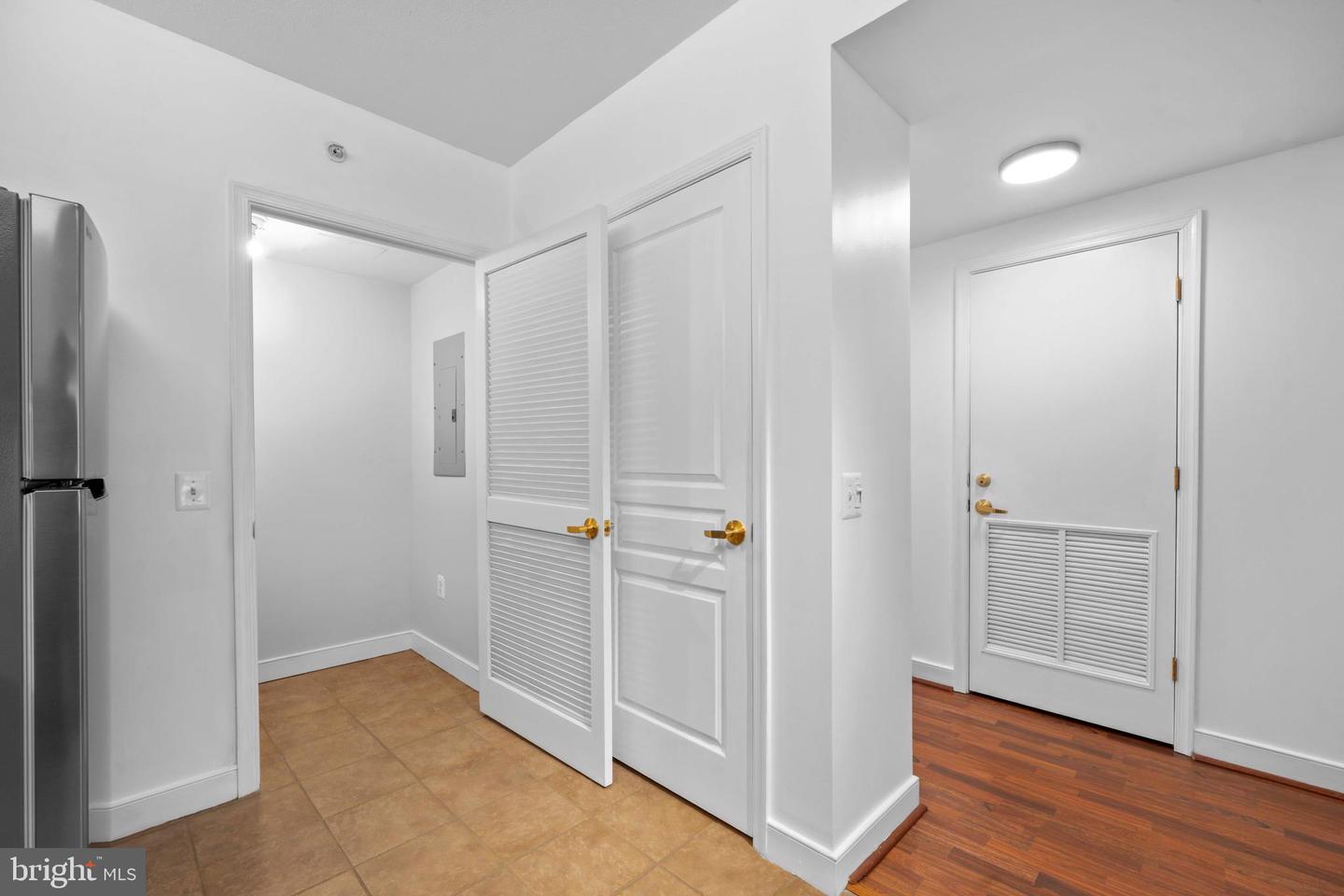 616 E ST NW #609, WASHINGTON, District Of Columbia 20004, 1 Bedroom Bedrooms, ,1 BathroomBathrooms,Residential,For sale,616 E ST NW #609,DCDC2214878 MLS # DCDC2214878