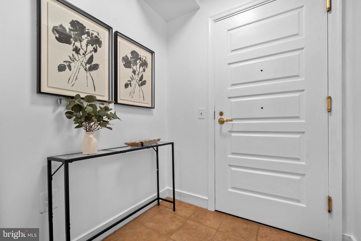 616 E ST NW #609, WASHINGTON, District Of Columbia 20004, 1 Bedroom Bedrooms, ,1 BathroomBathrooms,Residential,For sale,616 E ST NW #609,DCDC2214878 MLS # DCDC2214878
