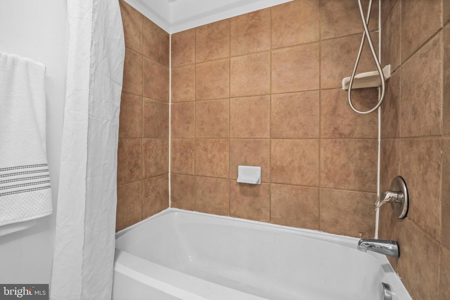 616 E ST NW #609, WASHINGTON, District Of Columbia 20004, 1 Bedroom Bedrooms, ,1 BathroomBathrooms,Residential,For sale,616 E ST NW #609,DCDC2214878 MLS # DCDC2214878