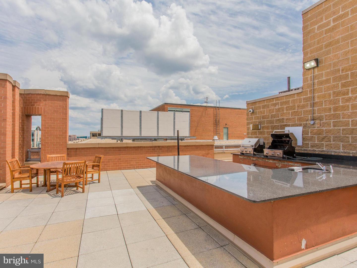 616 E ST NW #609, WASHINGTON, District Of Columbia 20004, 1 Bedroom Bedrooms, ,1 BathroomBathrooms,Residential,For sale,616 E ST NW #609,DCDC2214878 MLS # DCDC2214878