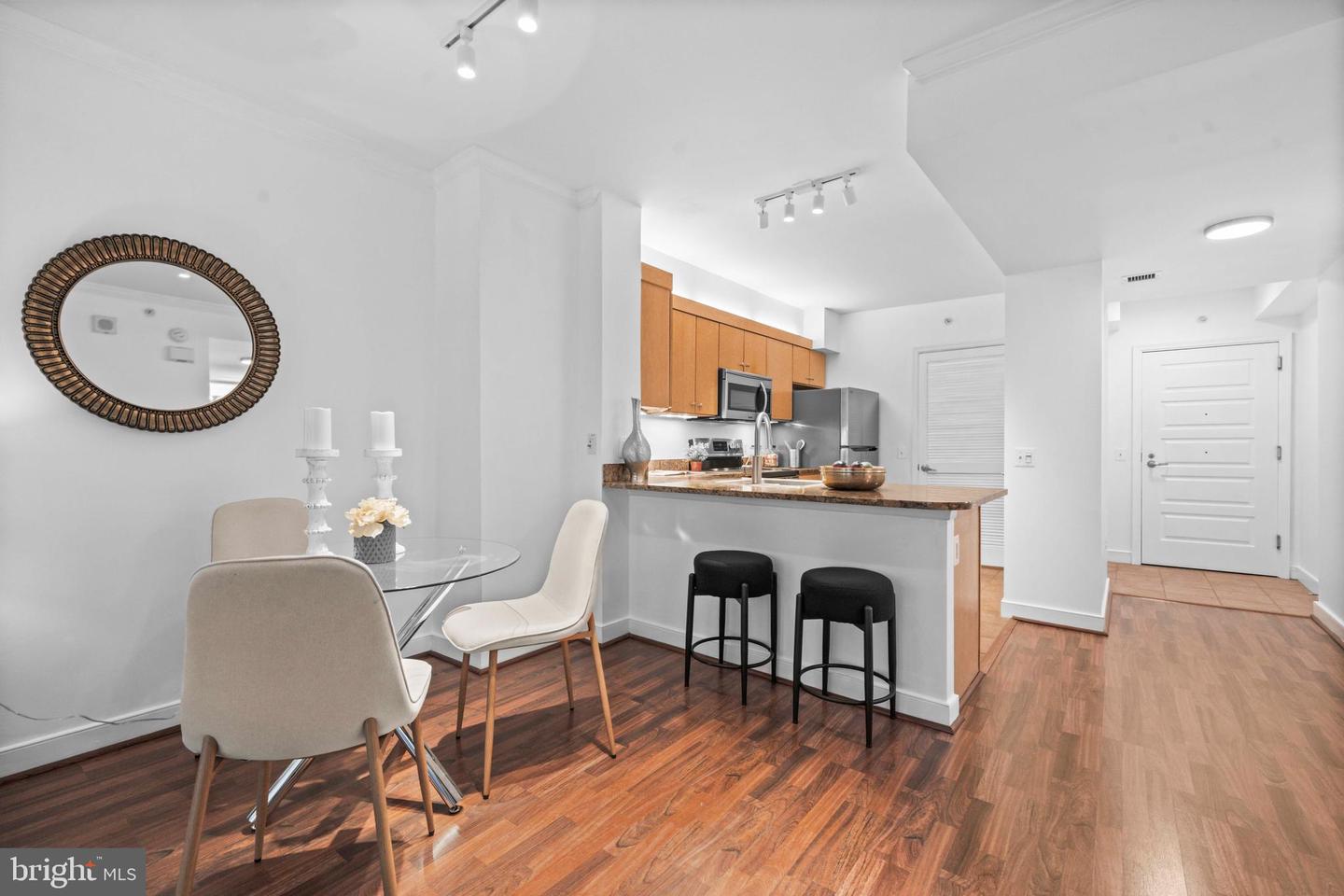 616 E ST NW #609, WASHINGTON, District Of Columbia 20004, 1 Bedroom Bedrooms, ,1 BathroomBathrooms,Residential,For sale,616 E ST NW #609,DCDC2214878 MLS # DCDC2214878