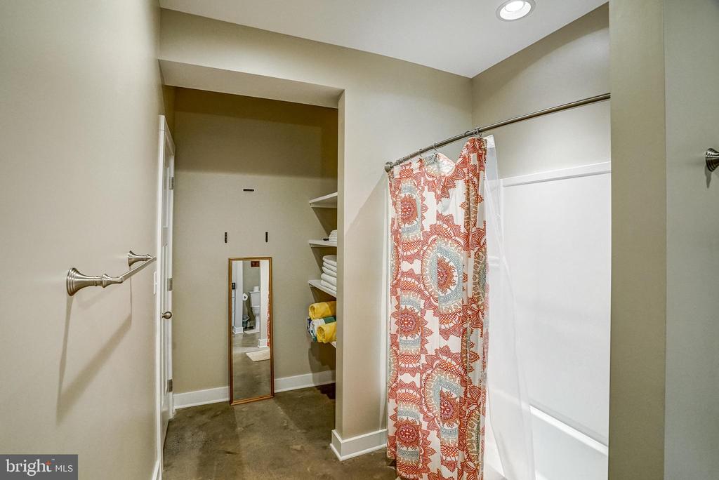 310 ELK CREEK LANDING, MINERAL, Virginia 23117, 4 Bedrooms Bedrooms, ,4 BathroomsBathrooms,Residential,310 ELK CREEK LANDING,VALA2007352 MLS # VALA2007352