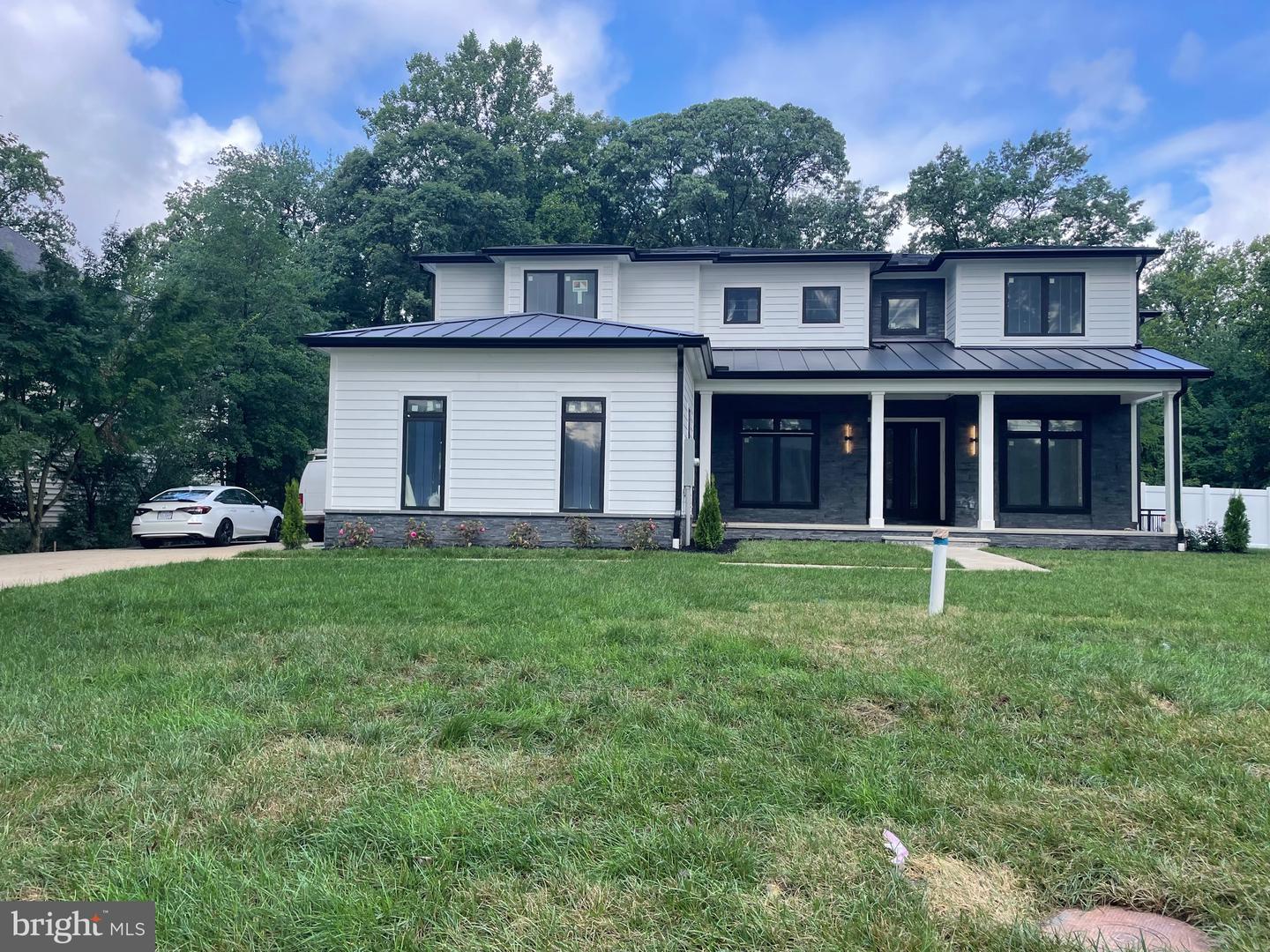 3418 ARNOLD LN, FALLS CHURCH, Virginia 22042, 6 Bedrooms Bedrooms, ,6 BathroomsBathrooms,Residential,For sale,3418 ARNOLD LN,VAFX2234026 MLS # VAFX2234026