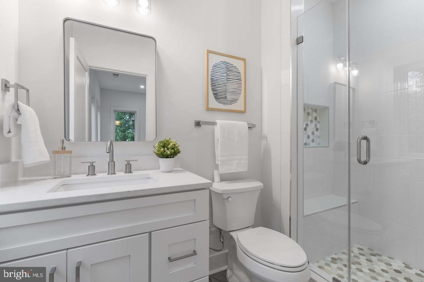 3418 ARNOLD LN, FALLS CHURCH, Virginia 22042, 6 Bedrooms Bedrooms, ,6 BathroomsBathrooms,Residential,For sale,3418 ARNOLD LN,VAFX2234026 MLS # VAFX2234026