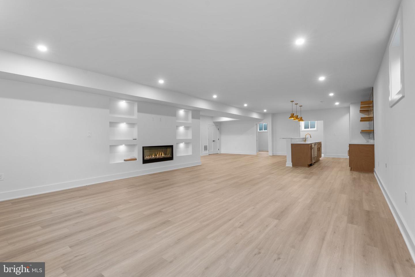 3418 ARNOLD LN, FALLS CHURCH, Virginia 22042, 6 Bedrooms Bedrooms, ,6 BathroomsBathrooms,Residential,For sale,3418 ARNOLD LN,VAFX2234026 MLS # VAFX2234026