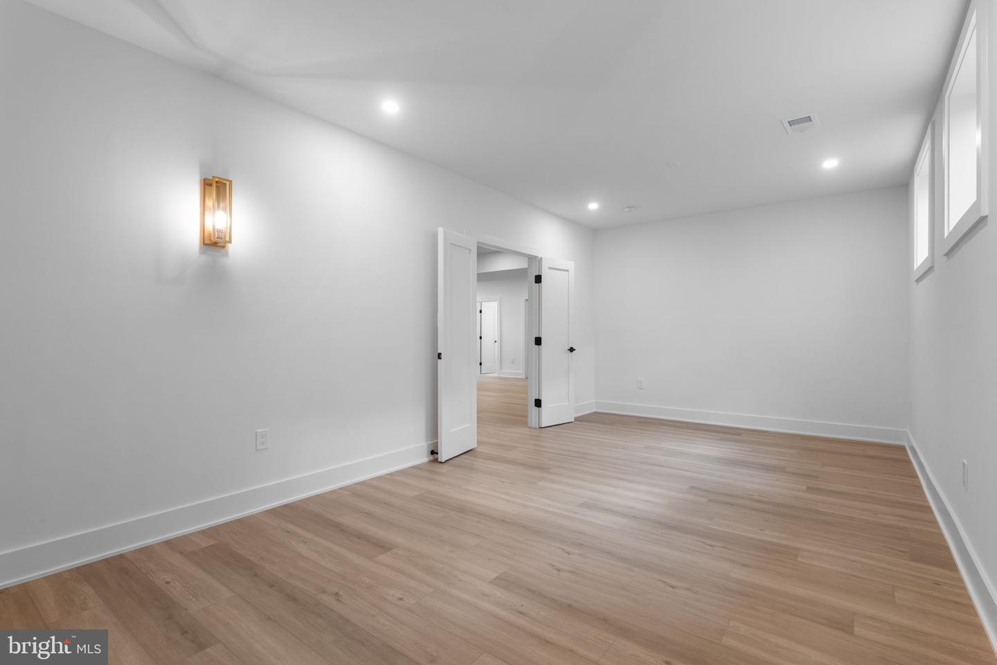 3418 ARNOLD LN, FALLS CHURCH, Virginia 22042, 6 Bedrooms Bedrooms, ,6 BathroomsBathrooms,Residential,For sale,3418 ARNOLD LN,VAFX2234026 MLS # VAFX2234026