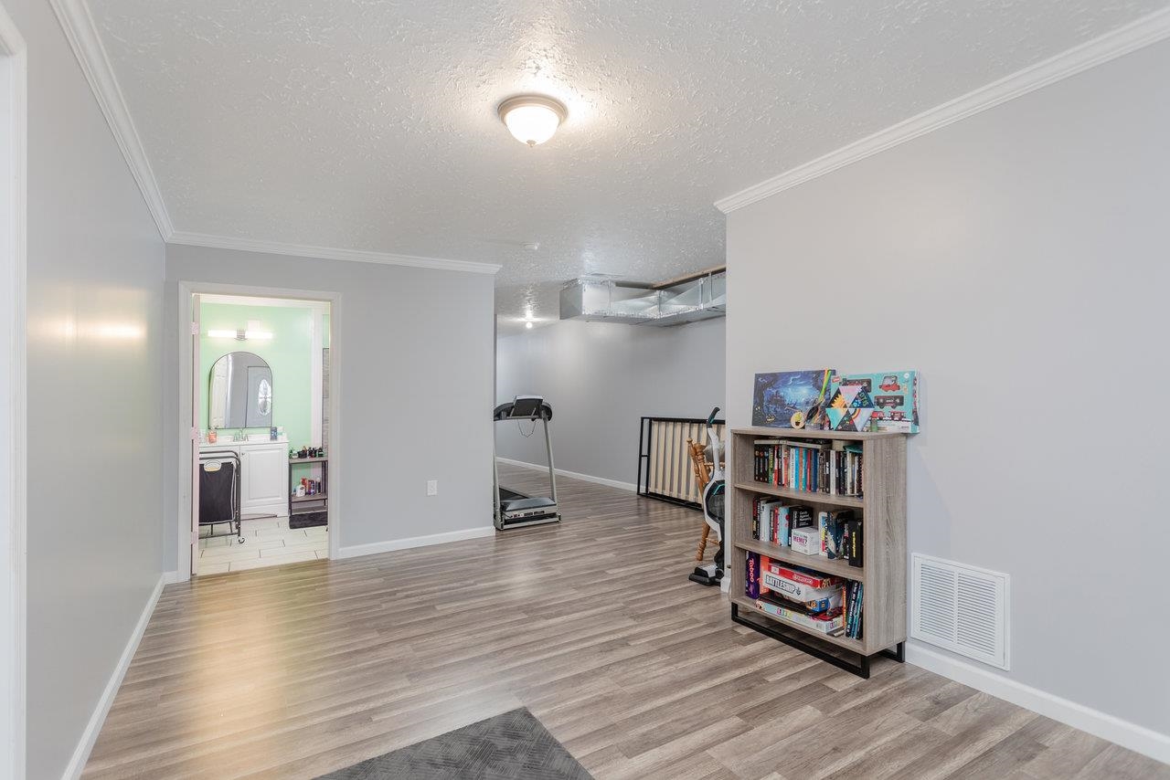 3232 WINDY HEIGHTS LN, ROCKINGHAM, Virginia 22802, 7 Bedrooms Bedrooms, ,6 BathroomsBathrooms,Residential,3232 WINDY HEIGHTS LN,667752 MLS # 667752