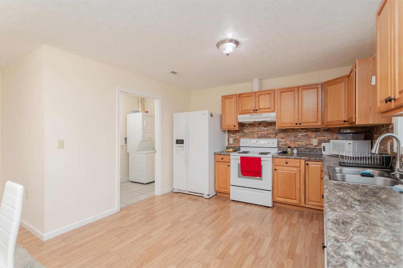 3232 WINDY HEIGHTS LN, ROCKINGHAM, Virginia 22802, 7 Bedrooms Bedrooms, ,6 BathroomsBathrooms,Residential,3232 WINDY HEIGHTS LN,667752 MLS # 667752