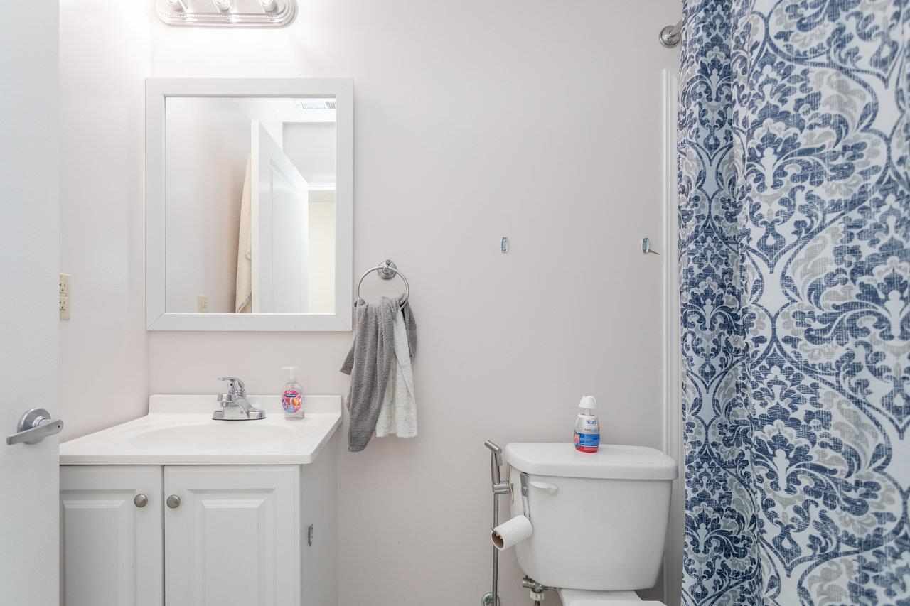3232 WINDY HEIGHTS LN, ROCKINGHAM, Virginia 22802, 7 Bedrooms Bedrooms, ,6 BathroomsBathrooms,Residential,3232 WINDY HEIGHTS LN,667752 MLS # 667752