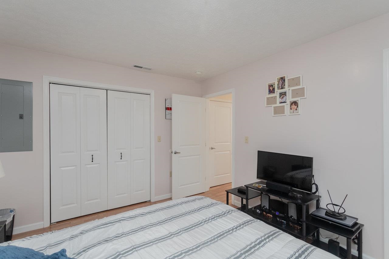 3232 WINDY HEIGHTS LN, ROCKINGHAM, Virginia 22802, 7 Bedrooms Bedrooms, ,6 BathroomsBathrooms,Residential,3232 WINDY HEIGHTS LN,667752 MLS # 667752