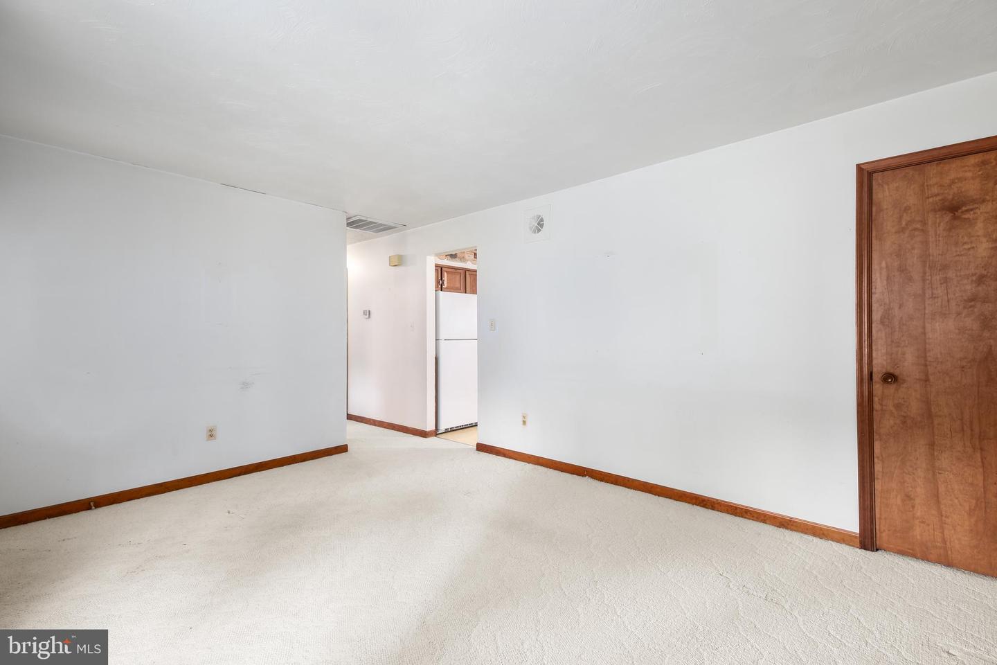 212 LANDO DR, SPOTSYLVANIA, Virginia 22551, 4 Bedrooms Bedrooms, ,2 BathroomsBathrooms,Residential,For sale,212 LANDO DR,VASP2034406 MLS # VASP2034406