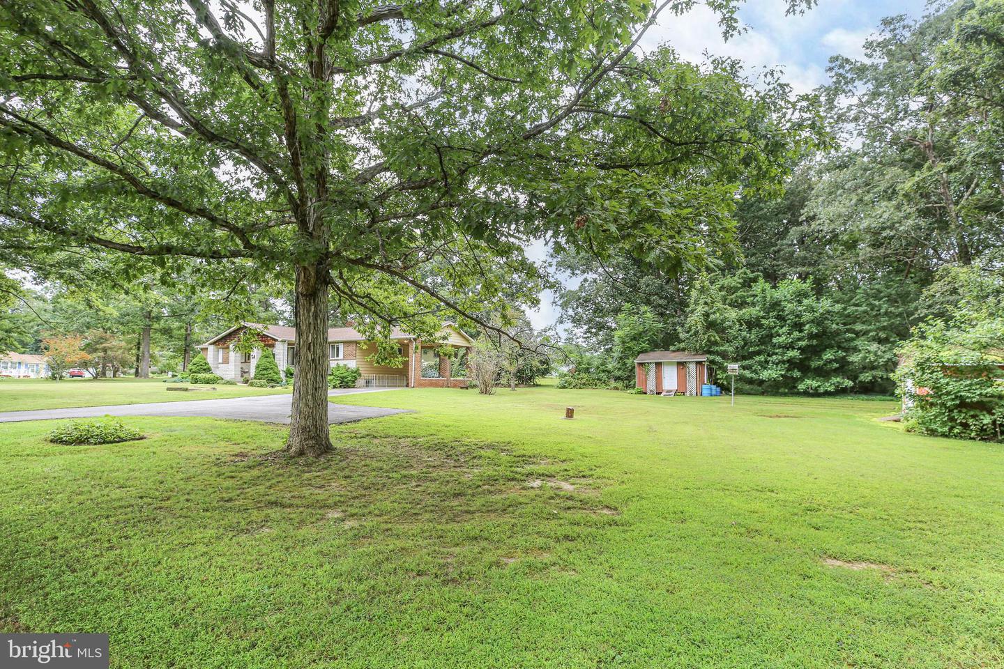 212 LANDO DR, SPOTSYLVANIA, Virginia 22551, 4 Bedrooms Bedrooms, ,2 BathroomsBathrooms,Residential,For sale,212 LANDO DR,VASP2034406 MLS # VASP2034406