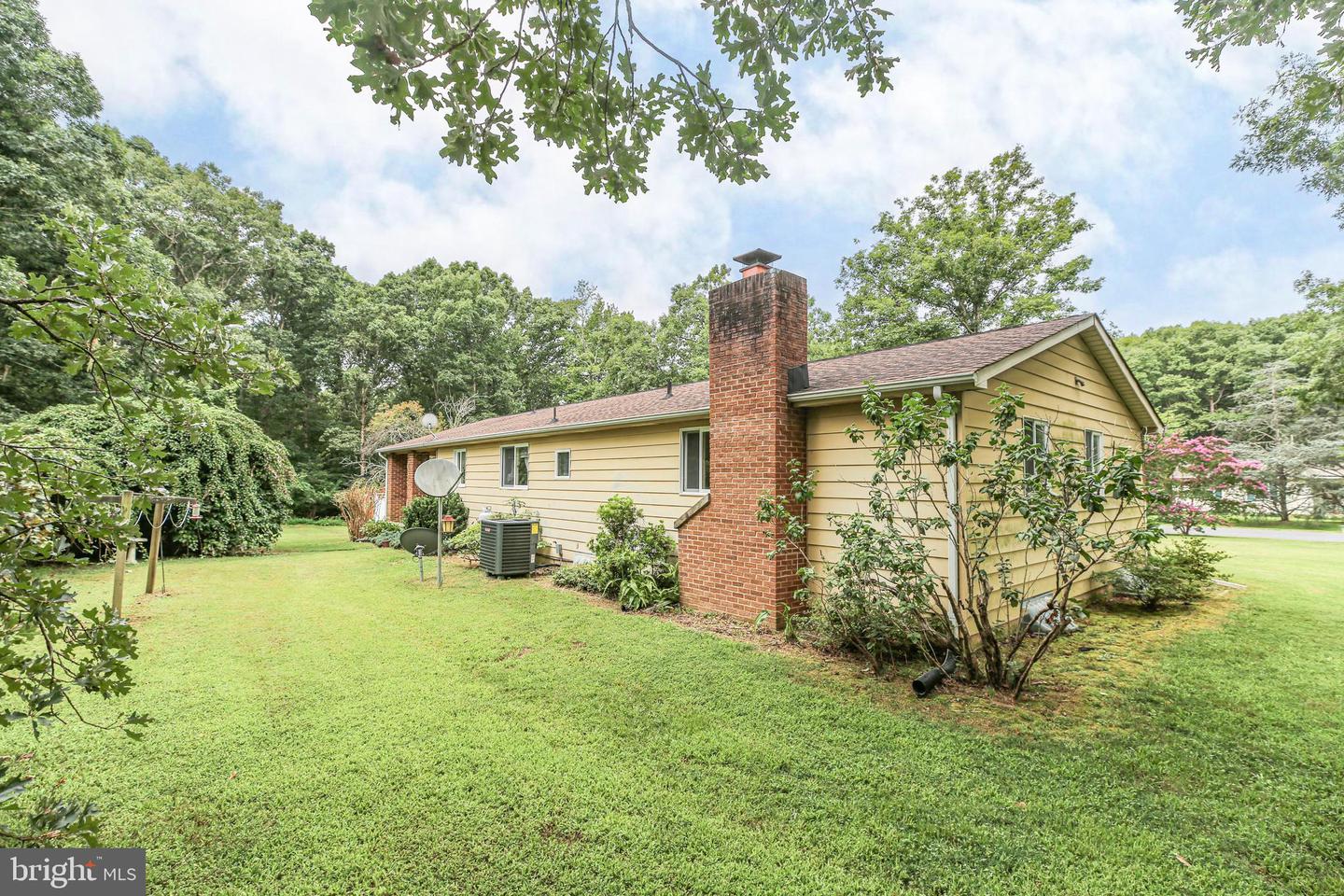 212 LANDO DR, SPOTSYLVANIA, Virginia 22551, 4 Bedrooms Bedrooms, ,2 BathroomsBathrooms,Residential,For sale,212 LANDO DR,VASP2034406 MLS # VASP2034406