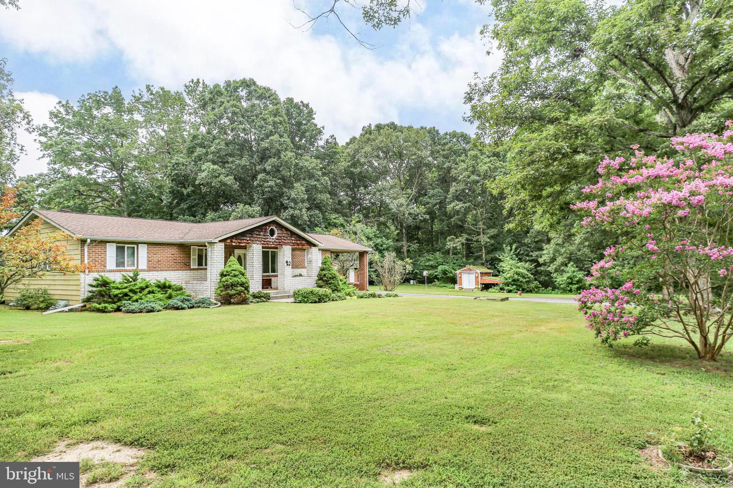 212 LANDO DR, SPOTSYLVANIA, Virginia 22551, 4 Bedrooms Bedrooms, ,2 BathroomsBathrooms,Residential,For sale,212 LANDO DR,VASP2034406 MLS # VASP2034406
