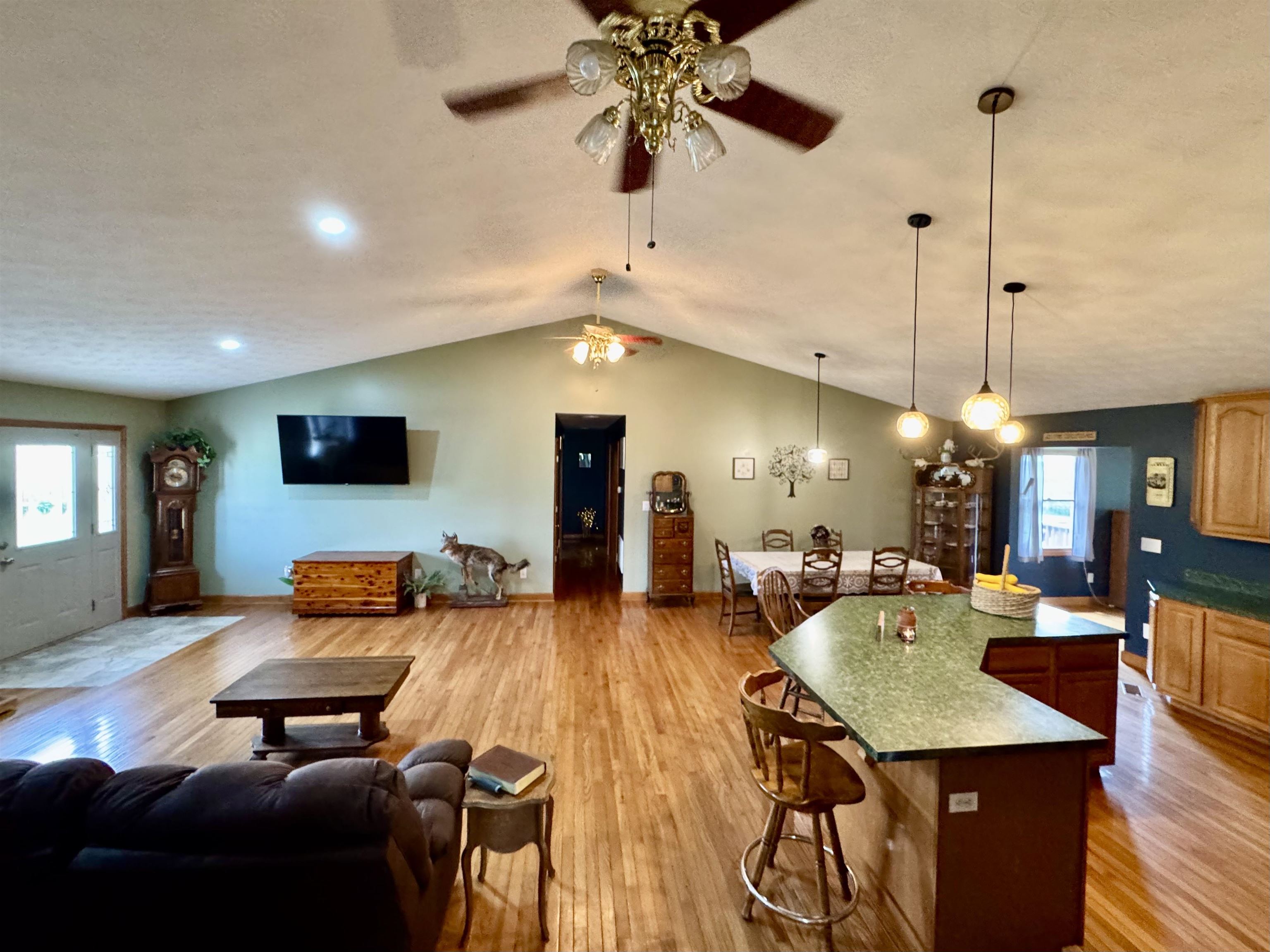 3018 HONEY RUN RD, DAYTON, Virginia 22821, 4 Bedrooms Bedrooms, ,2 BathroomsBathrooms,Residential,3018 HONEY RUN RD,667757 MLS # 667757