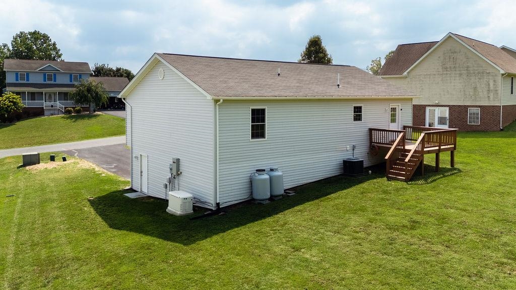 321 TANAGER LN, ELKTON, Virginia 22827, 3 Bedrooms Bedrooms, ,2 BathroomsBathrooms,Residential,321 TANAGER LN,667759 MLS # 667759