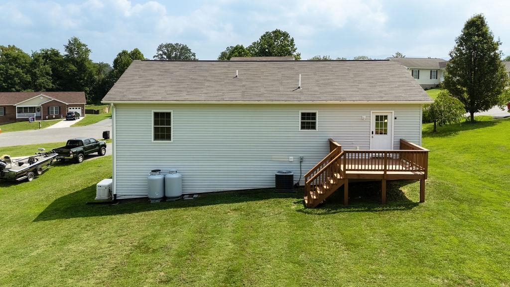 321 TANAGER LN, ELKTON, Virginia 22827, 3 Bedrooms Bedrooms, ,2 BathroomsBathrooms,Residential,321 TANAGER LN,667759 MLS # 667759