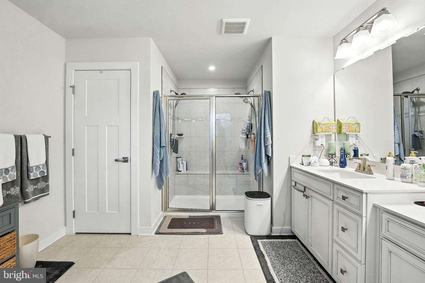 6589 BOB WHITE DRIVE, WARRENTON, Virginia 20187, 4 Bedrooms Bedrooms, ,4 BathroomsBathrooms,Residential,For sale,6589 BOB WHITE DRIVE,VAFQ2017682 MLS # VAFQ2017682