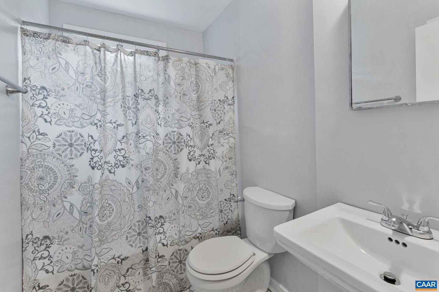 1620 MASON LN, CHARLOTTESVILLE, Virginia 22903, 3 Bedrooms Bedrooms, ,1 BathroomBathrooms,Residential,For sale,1620 MASON LN,667625 MLS # 667625