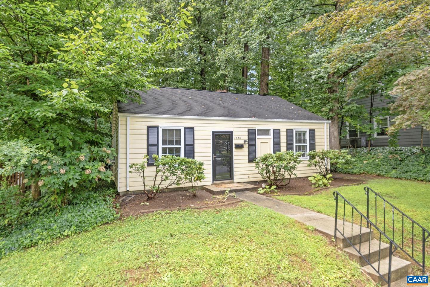 1620 MASON LN, CHARLOTTESVILLE, Virginia 22903, 3 Bedrooms Bedrooms, ,1 BathroomBathrooms,Residential,For sale,1620 MASON LN,667625 MLS # 667625
