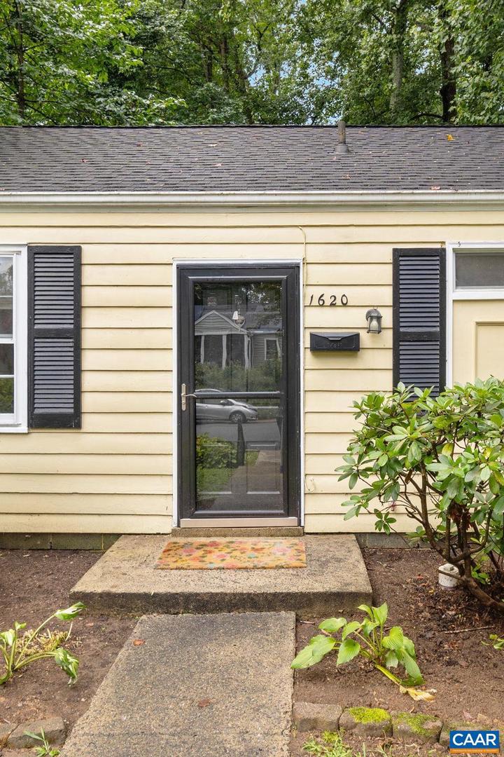 1620 MASON LN, CHARLOTTESVILLE, Virginia 22903, 3 Bedrooms Bedrooms, ,1 BathroomBathrooms,Residential,For sale,1620 MASON LN,667625 MLS # 667625