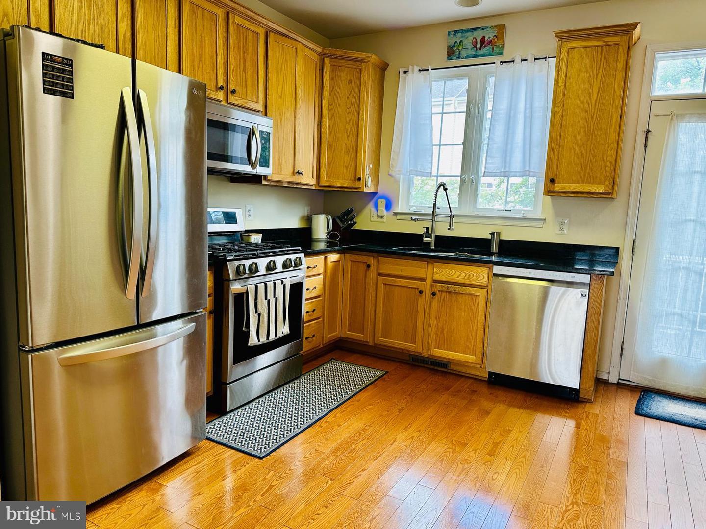 42643 HOMEFRONT TER, CHANTILLY, Virginia 20152, 3 Bedrooms Bedrooms, 3 Rooms Rooms,3 BathroomsBathrooms,Residential,For sale,42643 HOMEFRONT TER,VALO2104028 MLS # VALO2104028