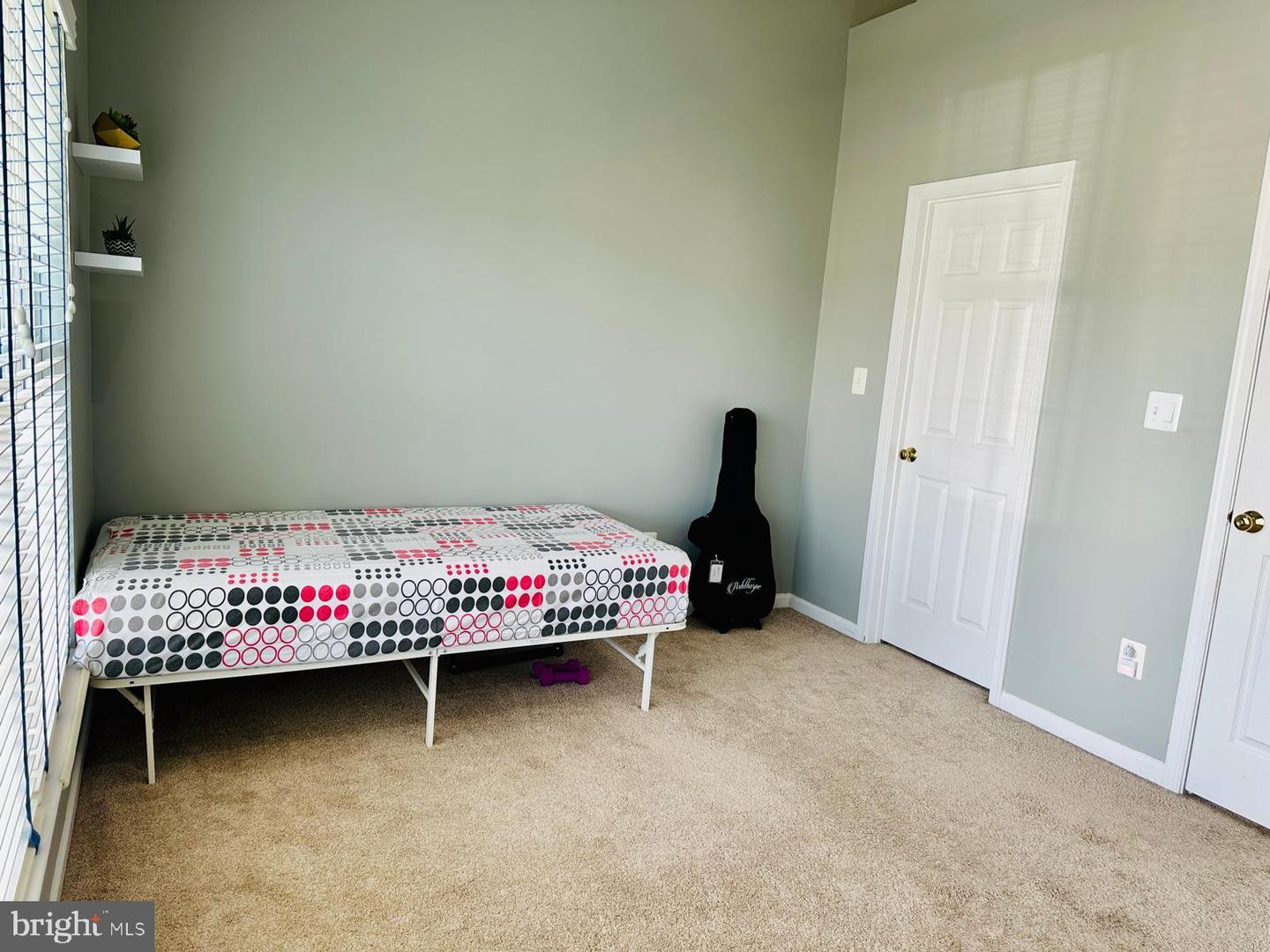 42643 HOMEFRONT TER, CHANTILLY, Virginia 20152, 3 Bedrooms Bedrooms, 3 Rooms Rooms,3 BathroomsBathrooms,Residential,For sale,42643 HOMEFRONT TER,VALO2104028 MLS # VALO2104028