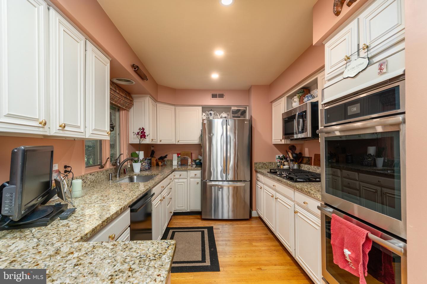 11301 FIELDSTONE LN, RESTON, Virginia 20191, 3 Bedrooms Bedrooms, ,2 BathroomsBathrooms,Residential,For sale,11301 FIELDSTONE LN,VAFX2260342 MLS # VAFX2260342