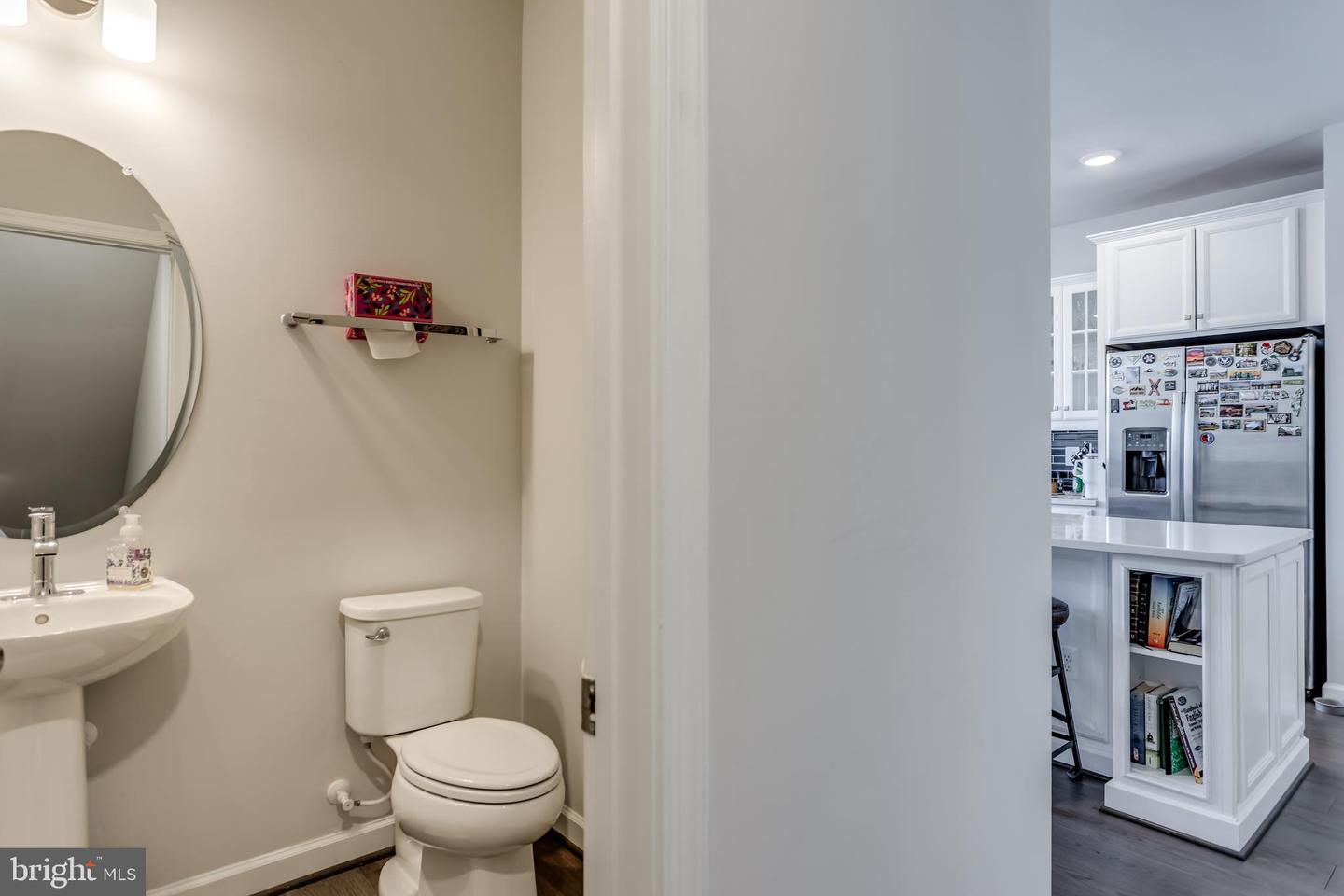 4428 FAIR LAKES CT, FAIRFAX, Virginia 22033, 3 Bedrooms Bedrooms, ,3 BathroomsBathrooms,Residential,For sale,4428 FAIR LAKES CT,VAFX2260528 MLS # VAFX2260528