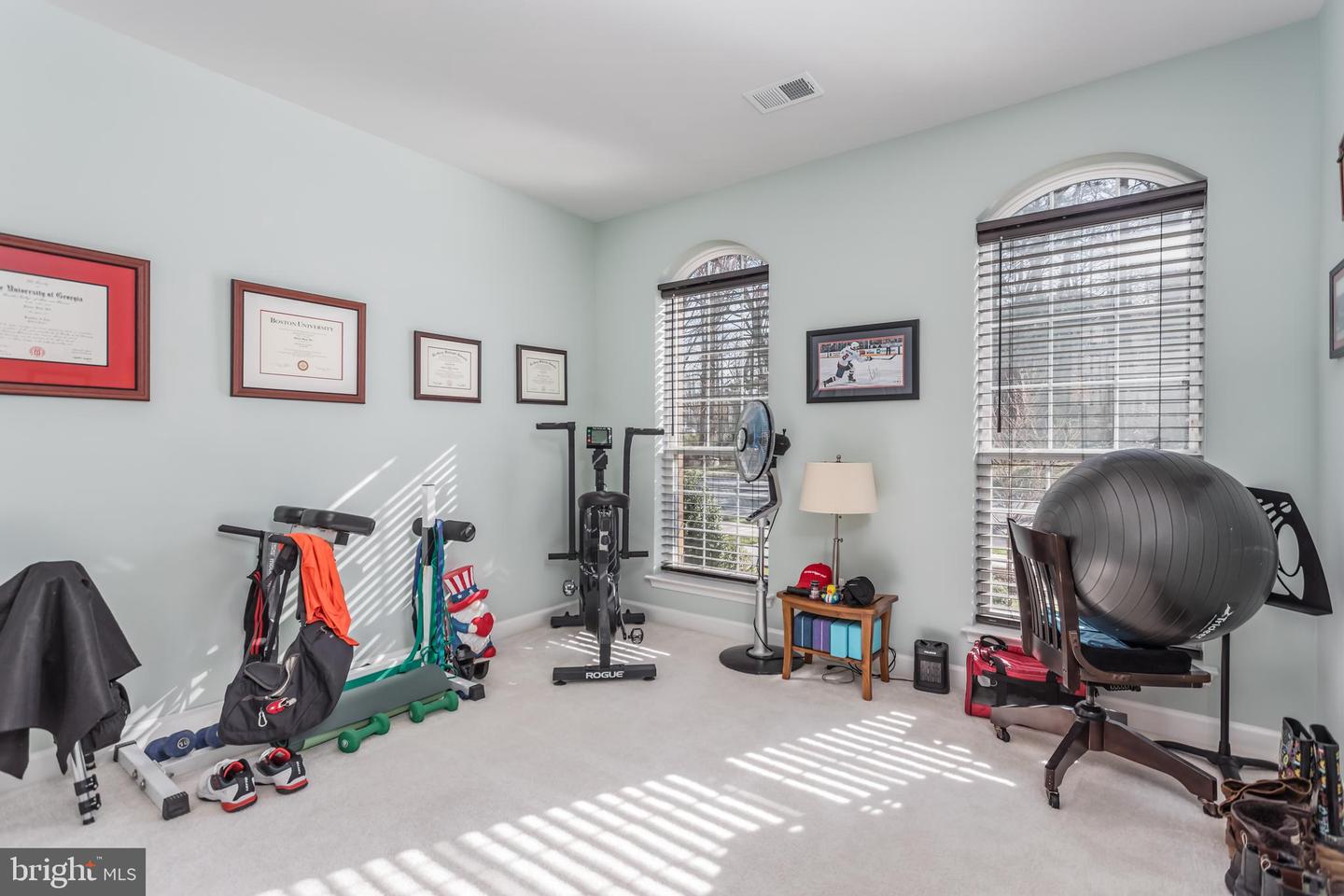 4428 FAIR LAKES CT, FAIRFAX, Virginia 22033, 3 Bedrooms Bedrooms, ,3 BathroomsBathrooms,Residential,For sale,4428 FAIR LAKES CT,VAFX2260528 MLS # VAFX2260528