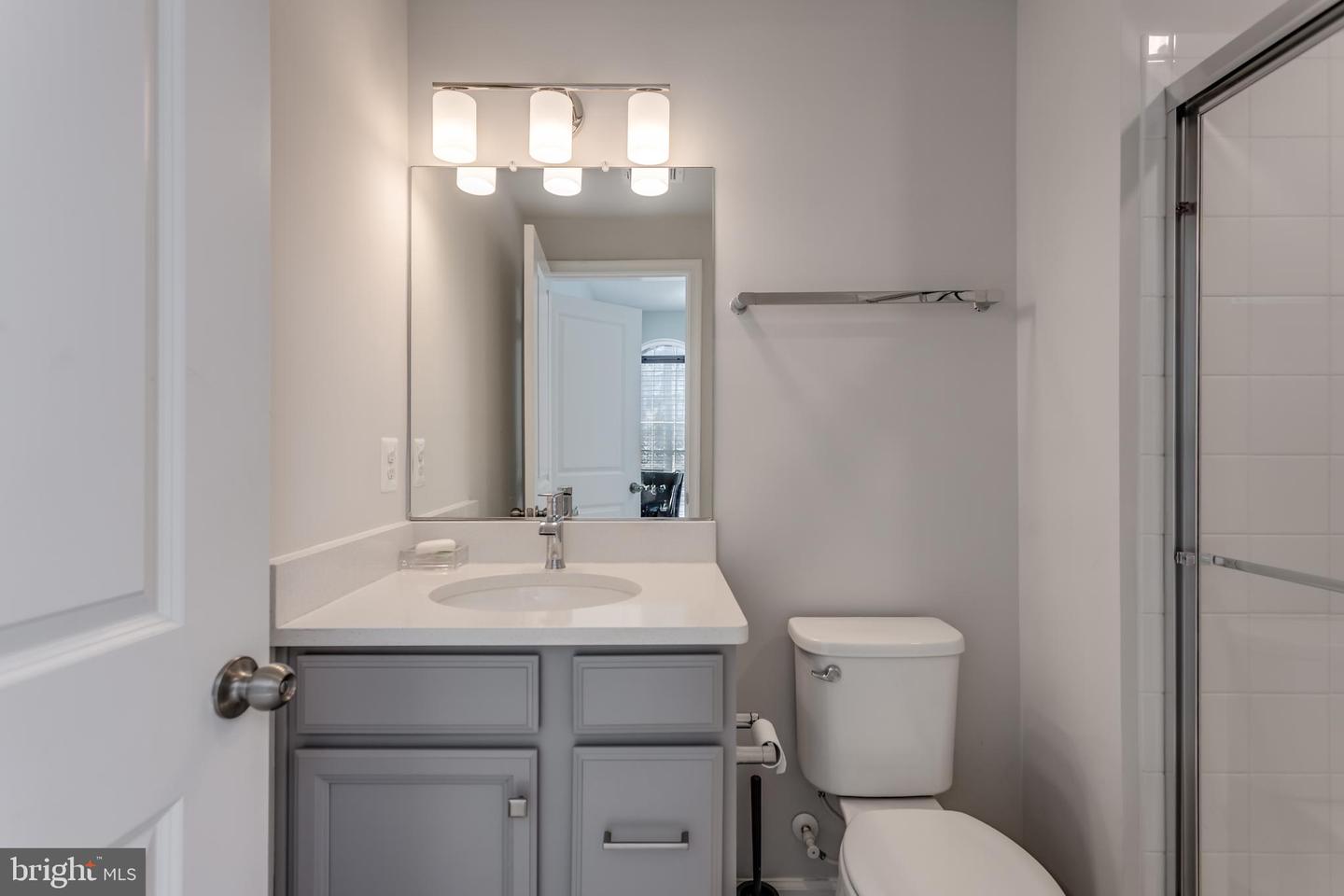 4428 FAIR LAKES CT, FAIRFAX, Virginia 22033, 3 Bedrooms Bedrooms, ,3 BathroomsBathrooms,Residential,For sale,4428 FAIR LAKES CT,VAFX2260528 MLS # VAFX2260528