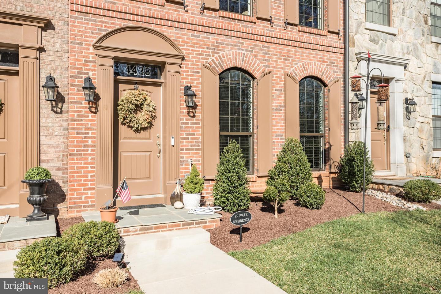 4428 FAIR LAKES CT, FAIRFAX, Virginia 22033, 3 Bedrooms Bedrooms, ,3 BathroomsBathrooms,Residential,For sale,4428 FAIR LAKES CT,VAFX2260528 MLS # VAFX2260528