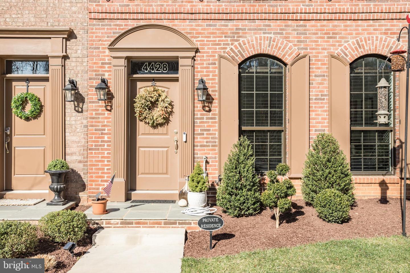 4428 FAIR LAKES CT, FAIRFAX, Virginia 22033, 3 Bedrooms Bedrooms, ,3 BathroomsBathrooms,Residential,For sale,4428 FAIR LAKES CT,VAFX2260528 MLS # VAFX2260528