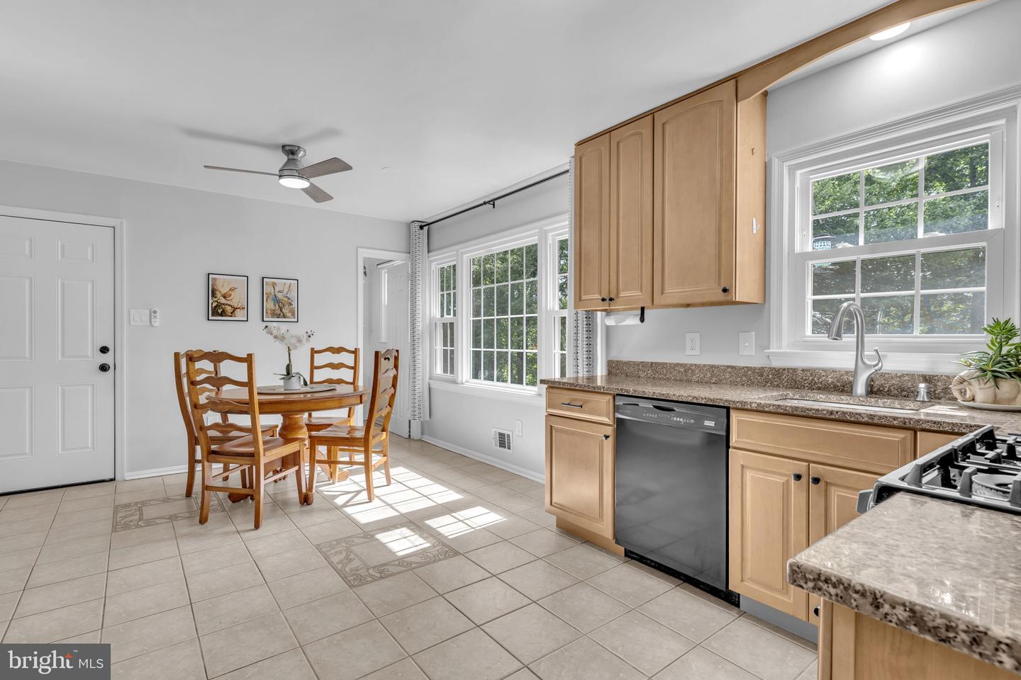 8109 OVERTON CT, SPRINGFIELD, Virginia 22153, 5 Bedrooms Bedrooms, ,3 BathroomsBathrooms,Residential,For sale,8109 OVERTON CT,VAFX2260724 MLS # VAFX2260724