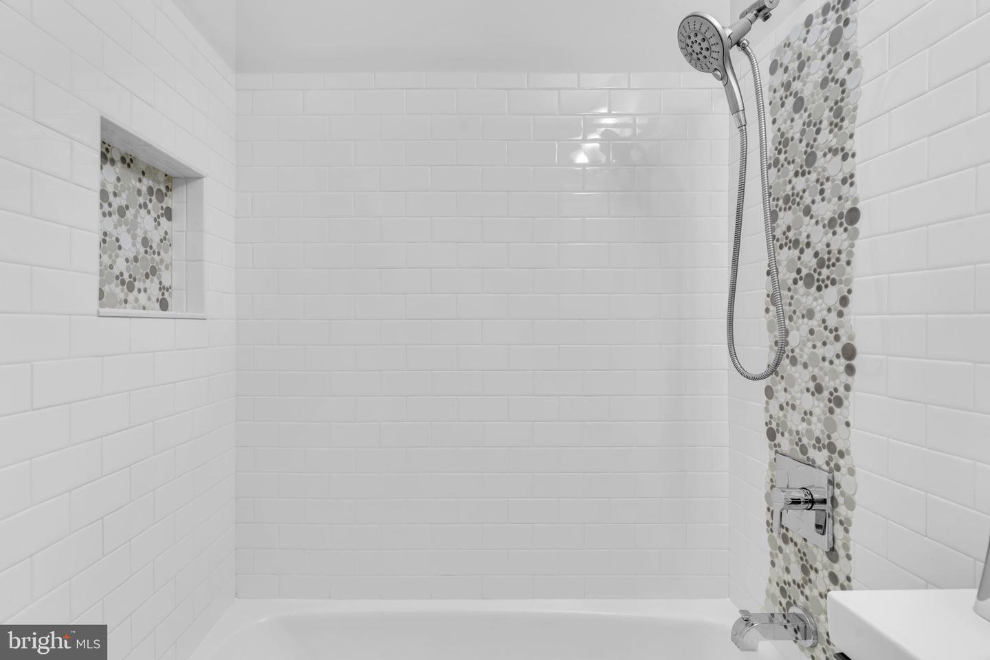 8109 OVERTON CT, SPRINGFIELD, Virginia 22153, 5 Bedrooms Bedrooms, ,3 BathroomsBathrooms,Residential,For sale,8109 OVERTON CT,VAFX2260724 MLS # VAFX2260724