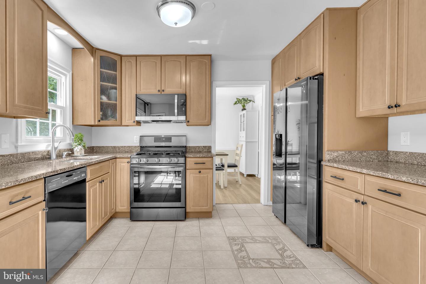 8109 OVERTON CT, SPRINGFIELD, Virginia 22153, 5 Bedrooms Bedrooms, ,3 BathroomsBathrooms,Residential,For sale,8109 OVERTON CT,VAFX2260724 MLS # VAFX2260724